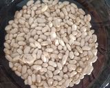 Foto del paso 1 de la receta: Alubias con boletus en olla lenta