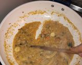 Foto del paso 3 de la receta: Mix de mariscos al curry y leche de coco
