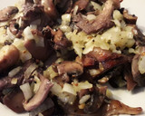 Foto del paso 4 de la receta: Solomillo de cerdo con setas y champiñones