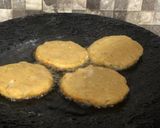 A picture of step 5 of Alu aur Besan Ki Tikki.