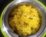 A picture of step 6 of Fresh(Green) Garlic Pulav.