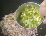 A picture of step 6 of Lasooni Palak Paneer.