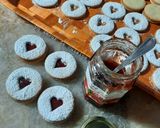 Une image de l'étape 9 de Biscuits à la Confiture de Fraises 🍓.