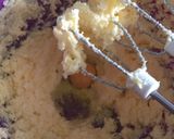 Túrós kuglóf (nagyon finom) recept fázis 1 fotója