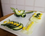 Foto del paso 1 de la receta: Ensalada de pepino y maíz