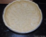 A picture of step 4 of Tomato quiche.