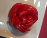 Foto del paso 1 de la receta: Sashimi de salmón con salsa de granada