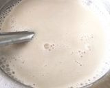 A picture of step 3 of Apple banana soya shake.