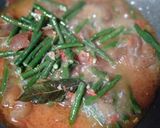 Foto langkah ke 7 dari resep Tumis kikil kacang panjang.