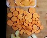 Foto del paso 1 de la receta: Crema de calabaza y zanahoria