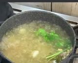 صورة لخطوة 3 من وصفة سلق وتحمير الفراخ 😋