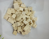 Foto del paso 3 de la receta: Ensalada templada de arroz, verduras y tofu 🥣🥗. (🌱vegano🌱)