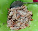Foto langkah ke 2 dari resep Kepala dan kulit udang krispi.