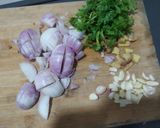 पोळी-वालाची भाजी,भात (Valachi Bhaji Recipe In Marathi) रेसिपी स्टेप 2 फोटो