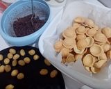 Pas rețetă Nuci umplute cu crema de nuca, biscuiți și cacao 2 fotografie