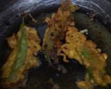 A picture of step 3 of #ramram Mubarak recipe#iftari special#mospecial#monika's fun food recipe/rasoi ka swad#onion and green chilly pakoda with twist.