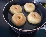 Foto langkah ke 7 dari resep Donat Ubi Kuning Madu Empuk dan Lembut.