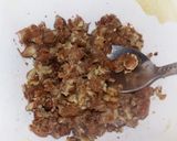 A picture of step 9 of Palak-Kale chane ki ghughni.