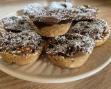 Une image de l'étape 7 de Snack proteiné et gourmand au beurre de cacahuètes, chocolat, flocons d’avoine et fruits secs.