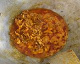 Foto langkah ke 4 dari resep Tumis Pedas Jamur Gerigit.