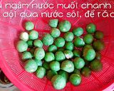 Hình bước làm 1 của món Sấu ngâm mắm ớt