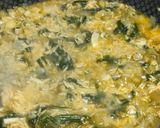 Foto del paso 4 de la receta: Orzo con espárragos, espinacas y guisantes