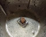 A picture of step 1 of Mint lassi.