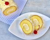 Foto langkah ke 6 dari resep Cream Cheese Roll Cake.