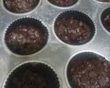 Foto langkah ke 5 dari resep Eggless Chocolate Muffins.