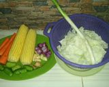 Foto langkah ke 1 dari resep Sup Ikan dan Sayur.