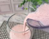 Foto langkah ke 4 dari resep Smoothies Stroberry.