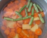 Foto langkah ke 1 dari resep Sup Tulang Ayam.
