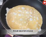 A picture of step 5 of Egg Roll.
