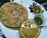 A picture of step 2 of Spring Onion Lachha Paratha.