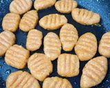 Une image de l'étape 5 de Gnocchis de carottes.