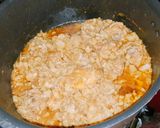 A picture of step 5 of Gobhi (cauliflower) with chicken.