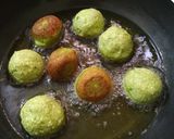 शाही मटर कोफ्ता करी (Shahi Matar Kofta Curry recipe in Hindi) रेसिपी चरण 4 फोटो