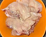Foto langkah ke 1 dari resep Ayam Woku.