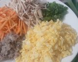 Hình bước làm 4 của món Vietnamese fried spring rolls (nem/chả giò)