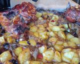 Foto del paso 2 de la receta: Codillo al horno con patato asado y verduras. Delicious