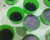 Foto langkah ke 2 dari resep Puding bunga mekar.