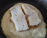 Foto del paso 3 de la receta: Arepa de yuca y mazorca rellenas de pollo y queso🫓🌽🥯!!!
