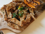 Μοσχαρίσια μπριζόλα με Baba ghanoush & γλυκοπατάτα