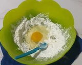 Foto langkah ke 1 dari resep Sayap Ayam Goreng dengan Oseng Bawang.