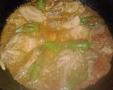 A picture of step 1 of Achari Chicken Kardahi.