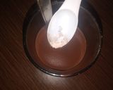 Foto langkah ke 2 dari resep Dark Coklat Panas, Vanilla Madu & Kayumanis.
