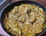 Foto del paso 6 de la receta: Calabacines🥘🧀guisados🍅con crema y queso🥘🧀🥛