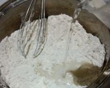 Foto langkah ke 2 dari resep Kue Bawang.