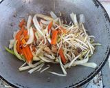 รูปขั้นตอนการทำที่ 7 ของ ไก่ทอดผัดขิงอ่อน