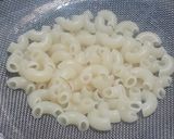 A picture of step 2 of Macaroni Open Sandwich.